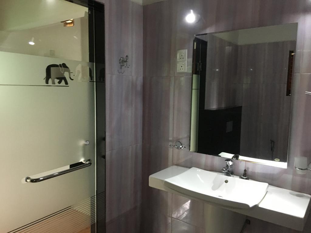 Azzurra Hikkaduwa Villa Exteriör bild